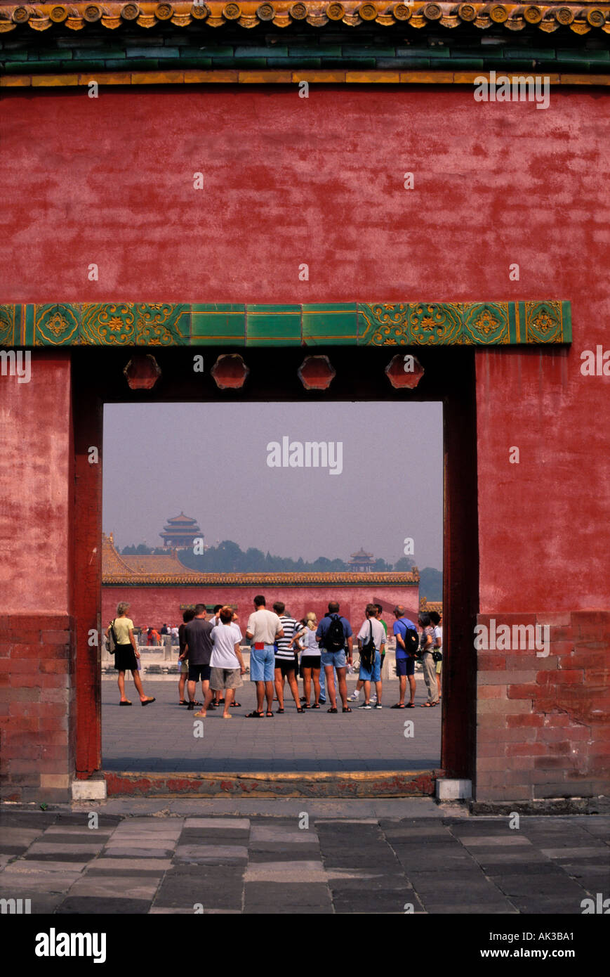 Touristen in Peking verbotene Stadt Stockfoto