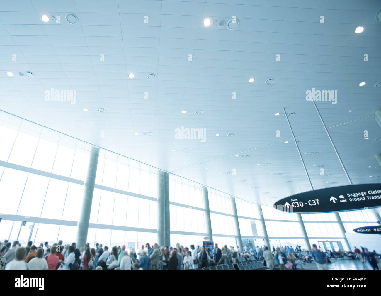 Abflug gate zeichen -Fotos und -Bildmaterial in hoher Auflösung – Alamy