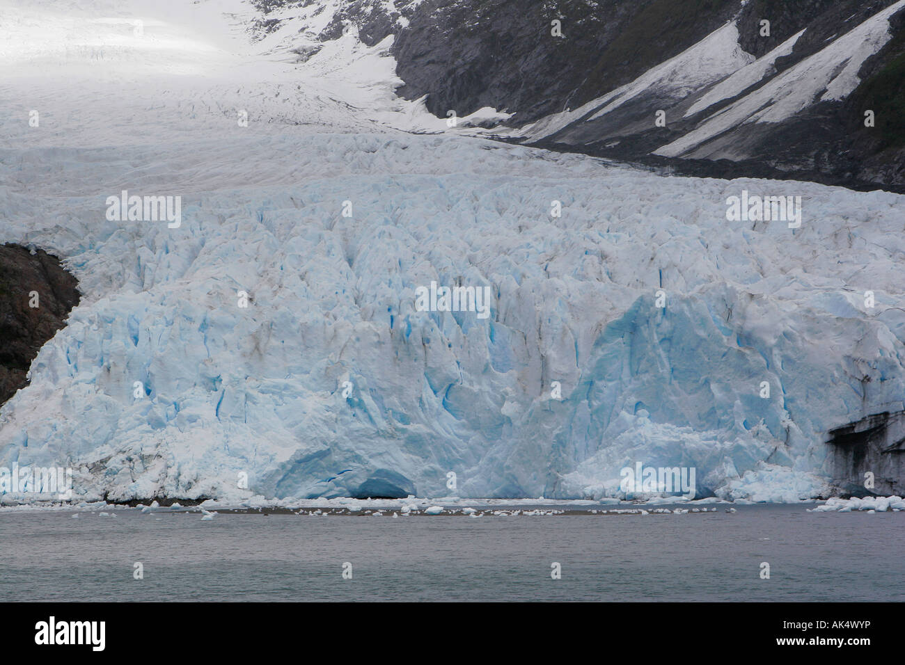 Atemberaubende blaue Gletscher an der Wasserleitung im Hyatt Klang, chilenische Fjorde, Chile Stockfoto