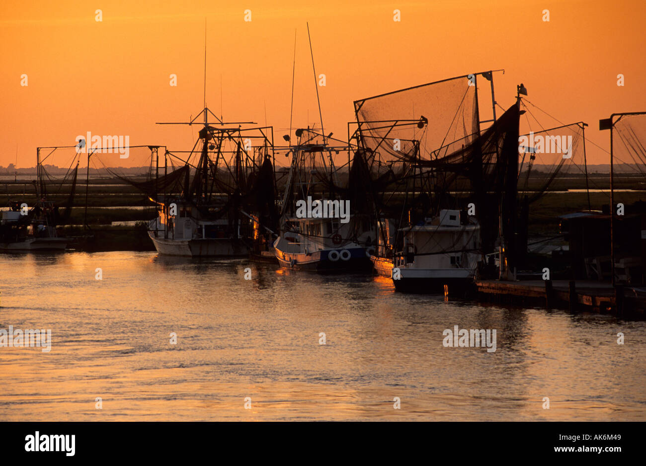 Angelboote/Fischerboote in den Hafen von Cocodrie im Delta Mississippi Flusses Stockfoto