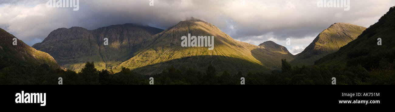 Panoramablick auf Glen Coe und Bidean Nam Bian, Highland Region, Schottland Stockfoto