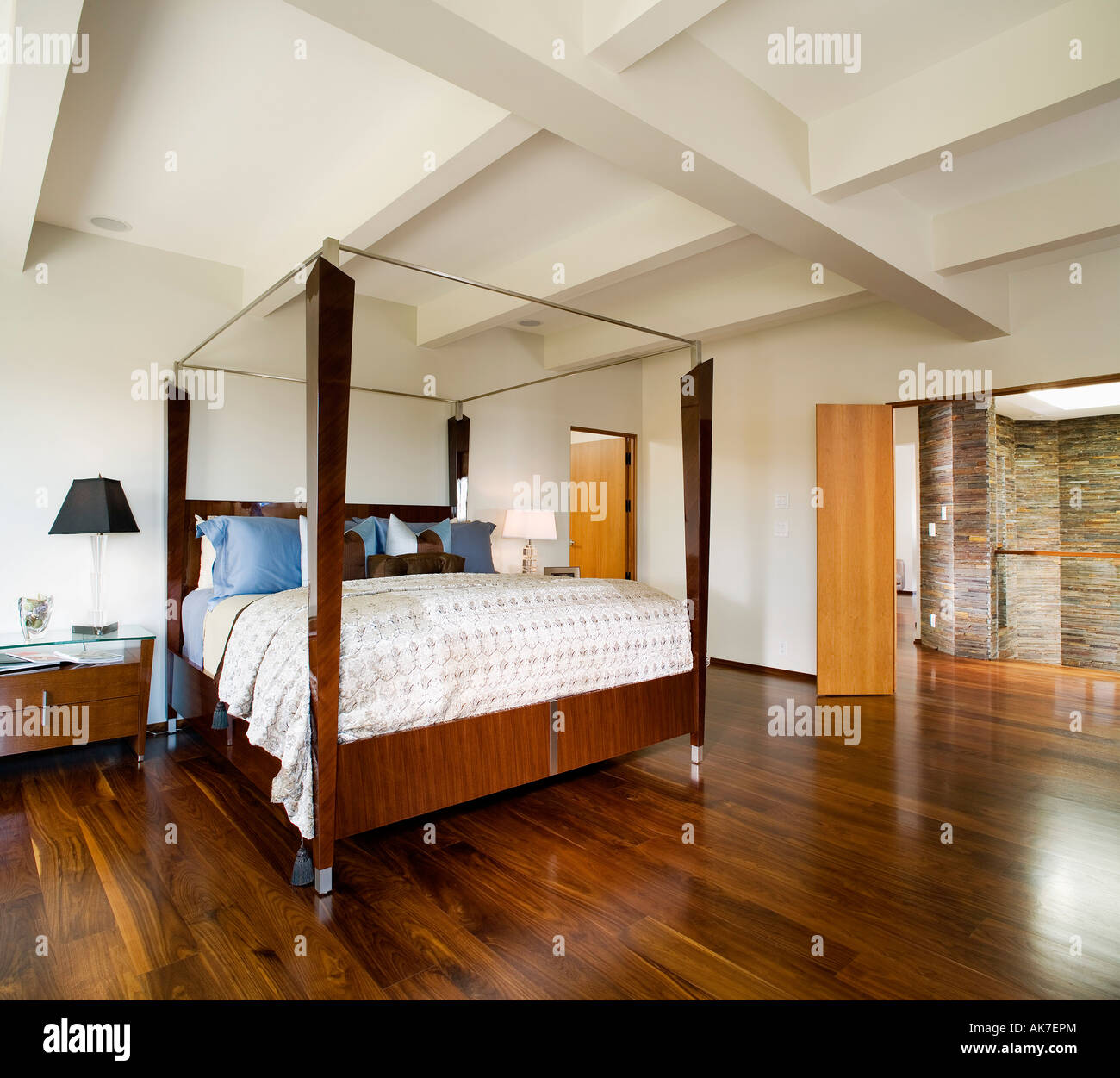 Minimalistische moderne Schlafzimmer Stockfoto