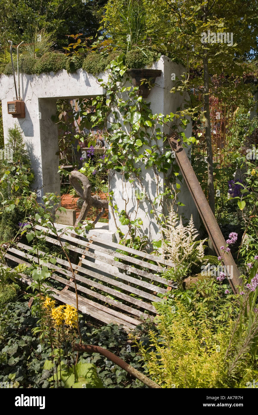 Bronze Medaille gewinnen Schaugarten auf der Hampton Court Flower show Stockfoto