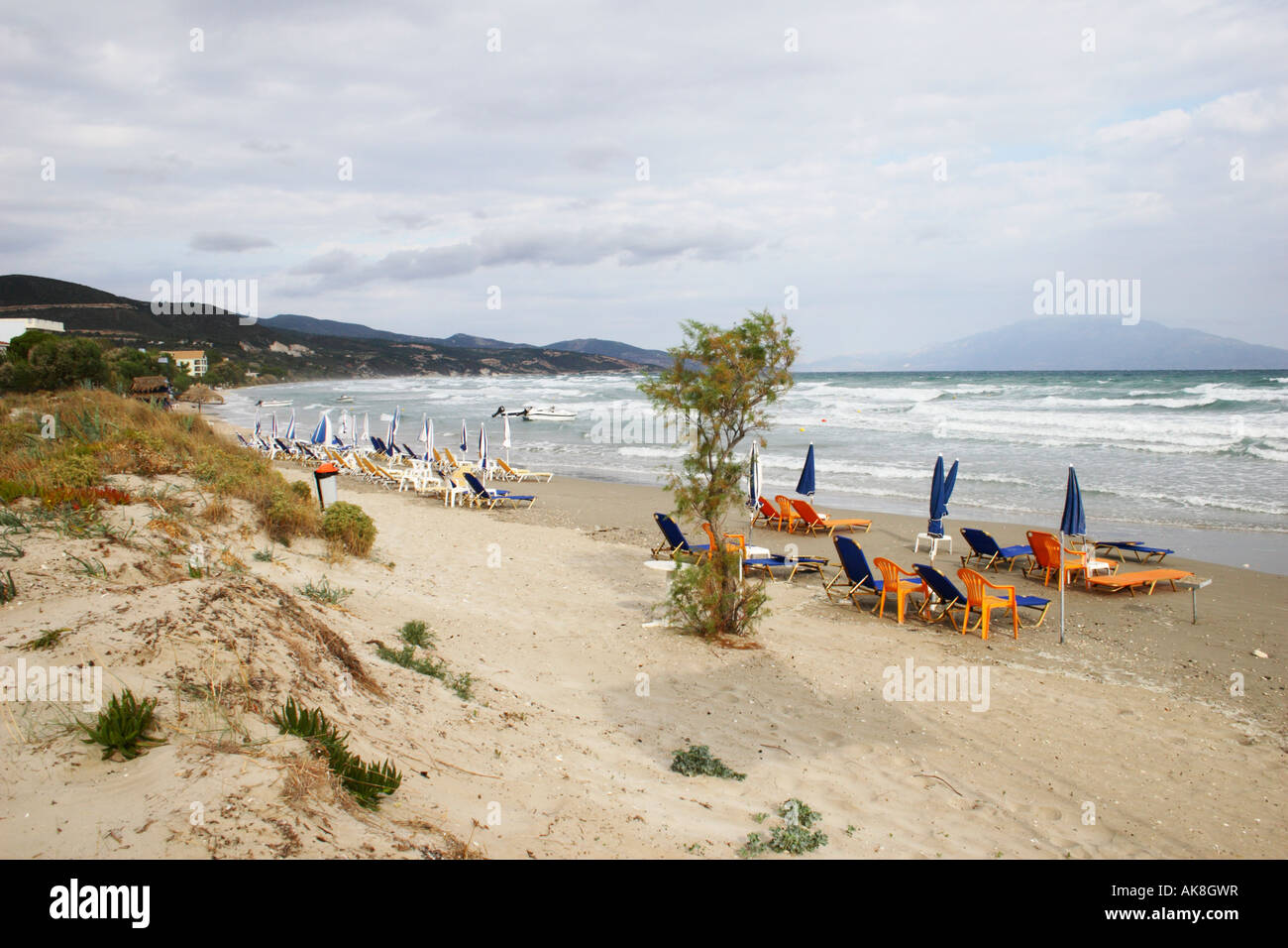 Wind fegte Alykes Beach, Zakynthos, Griechenland. Stockfoto