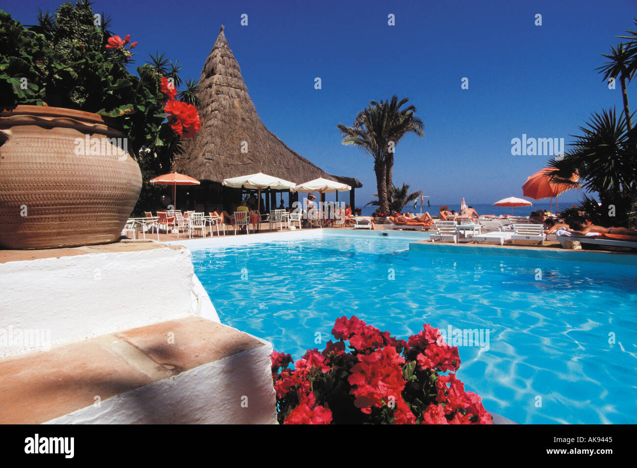 Spanien Malaga im Beachclub des deluxe Hotel Marbella Club Marbella Stockfoto