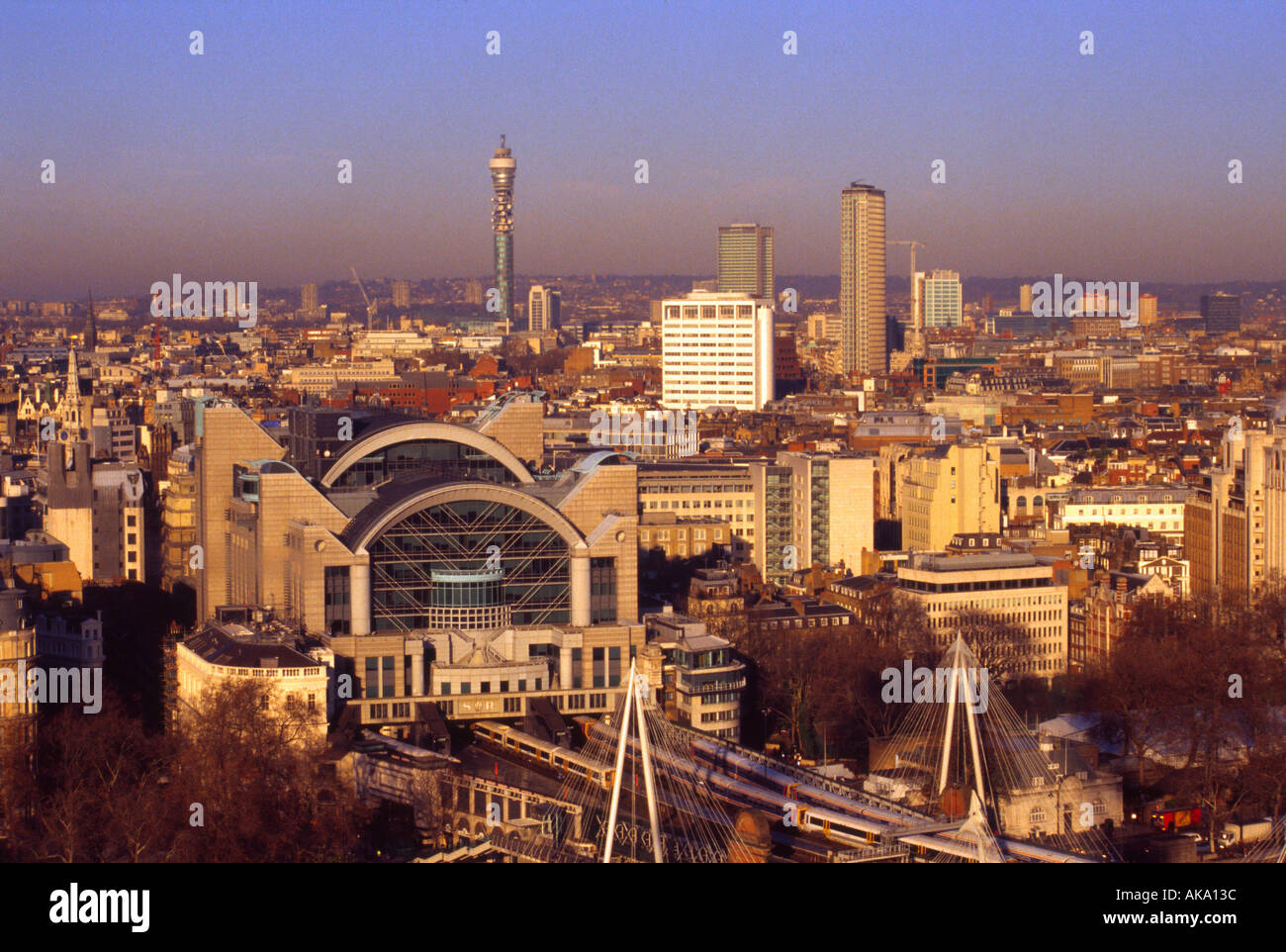 Blick vom London Eye & Charing Cross Station Stockfoto
