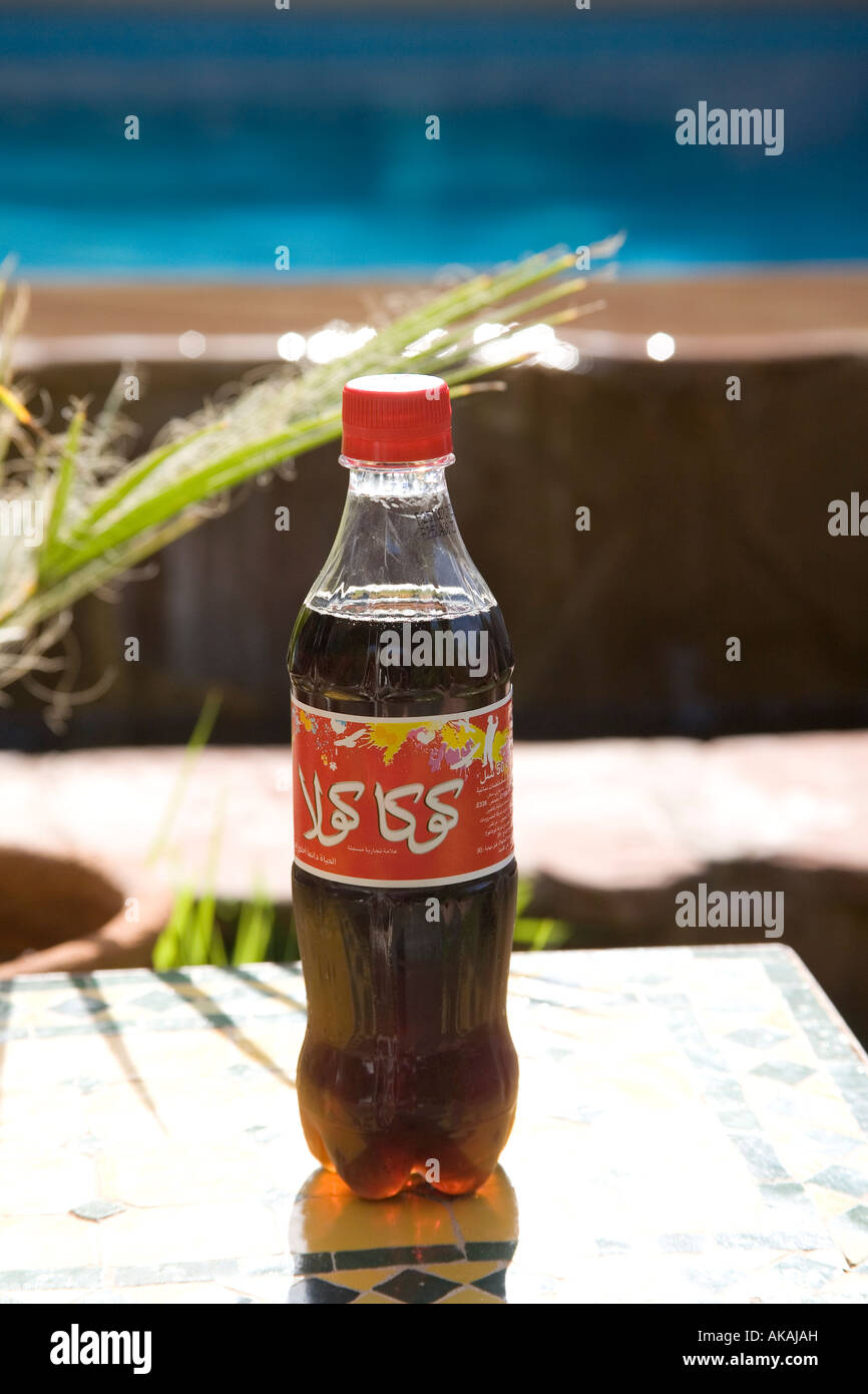 Eine Flasche marokkanischen Coca Cola, Marokko, Afrika. Stockfoto