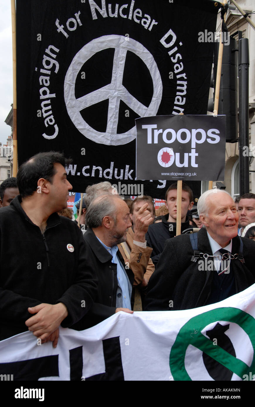 Stoppen Sie die Krieg-Demonstration 8. Oktober 2007, die ursprünglich war verboten aber endete mit 5000 marschieren, Parliament Square Stockfoto