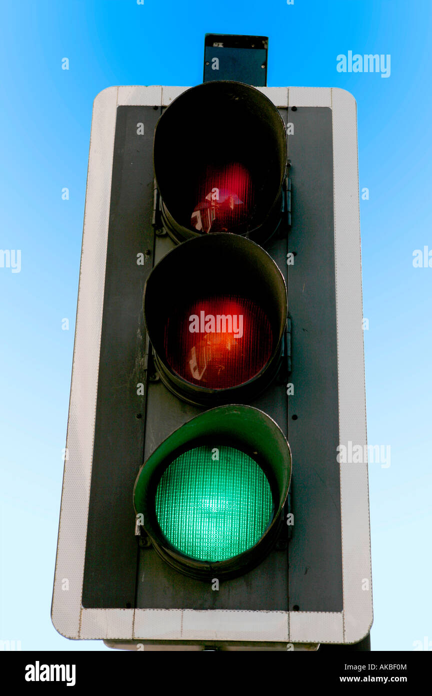 Ampel grün für GO Stockfoto