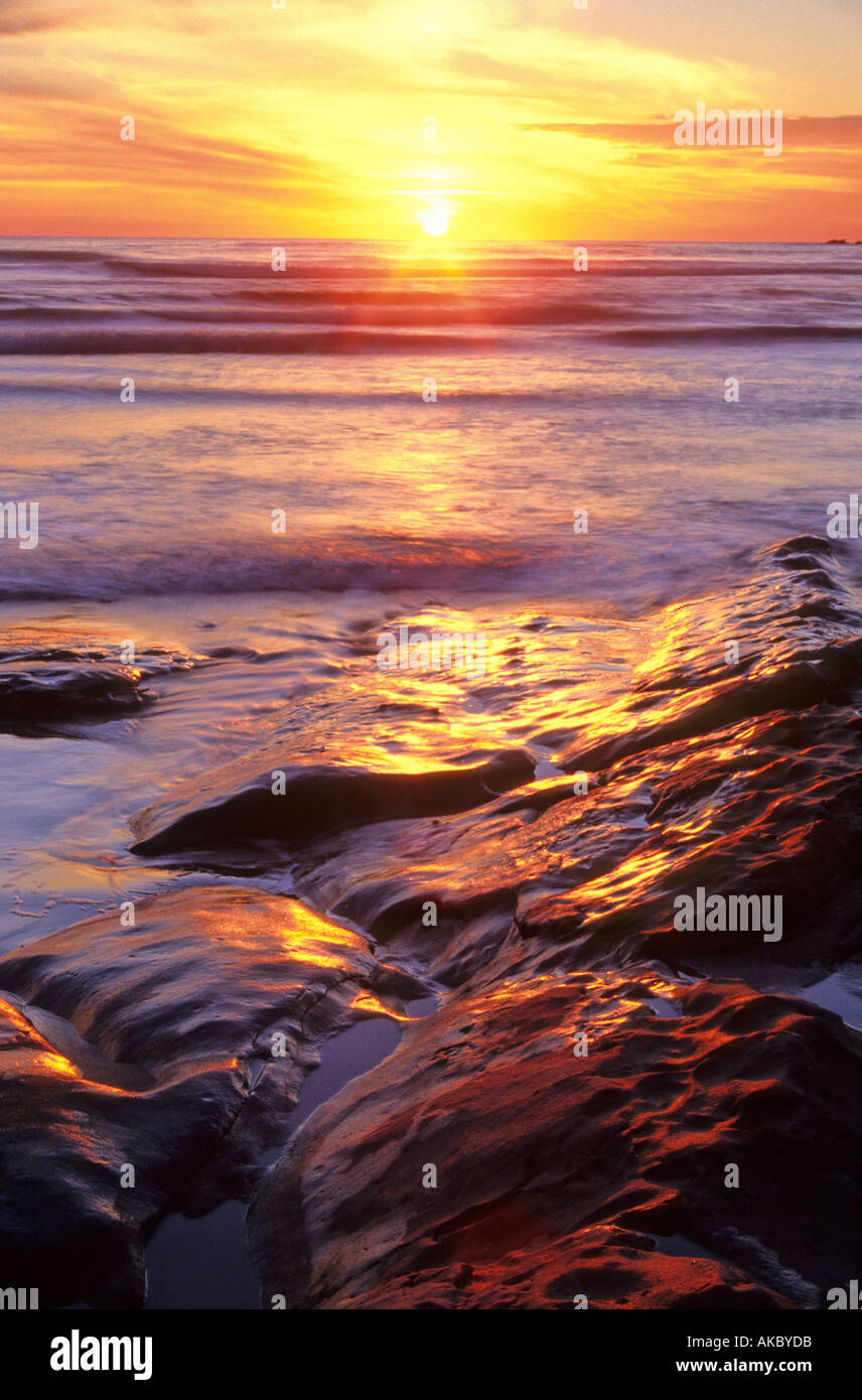 Sonnenuntergang am Short Sands Beach, Oswald West State Park, Oregon, USA Stockfoto