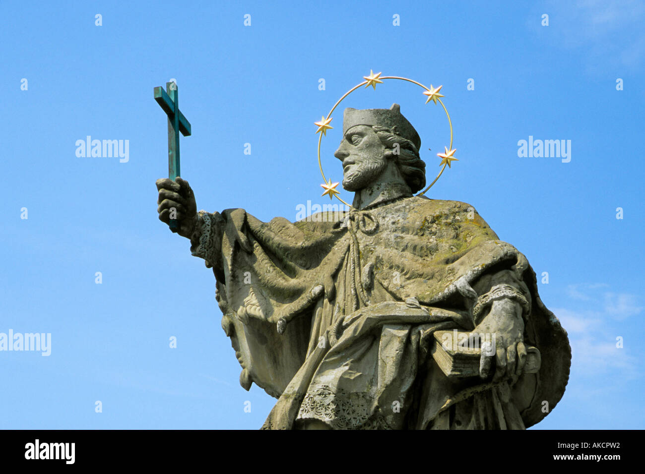 Deutschland Bayern Würzburg alte Brücke St. Johannes Nepomuk-statue Stockfoto