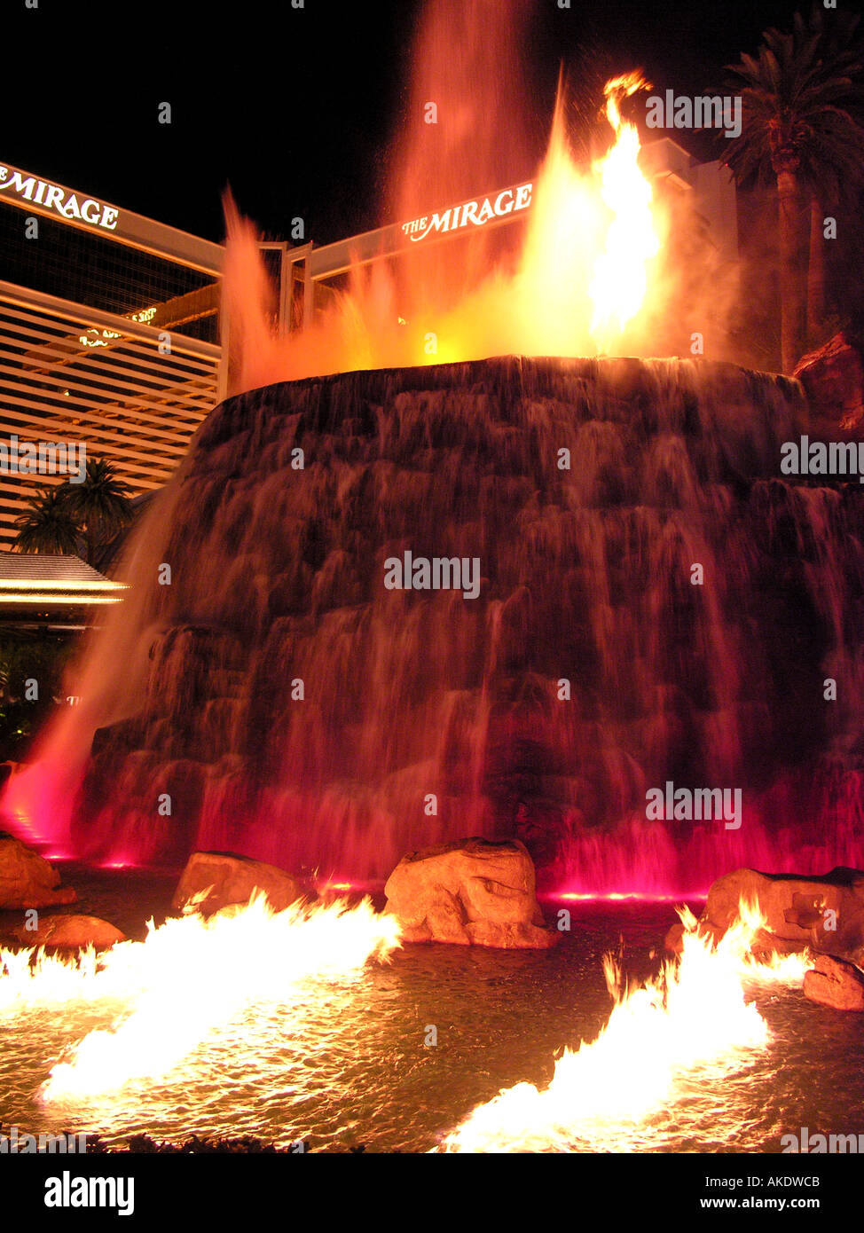 Las Vegas Nevada Usa Vereinigte Staaten Vulkanausbruch im Mirage Hotel Stockfoto