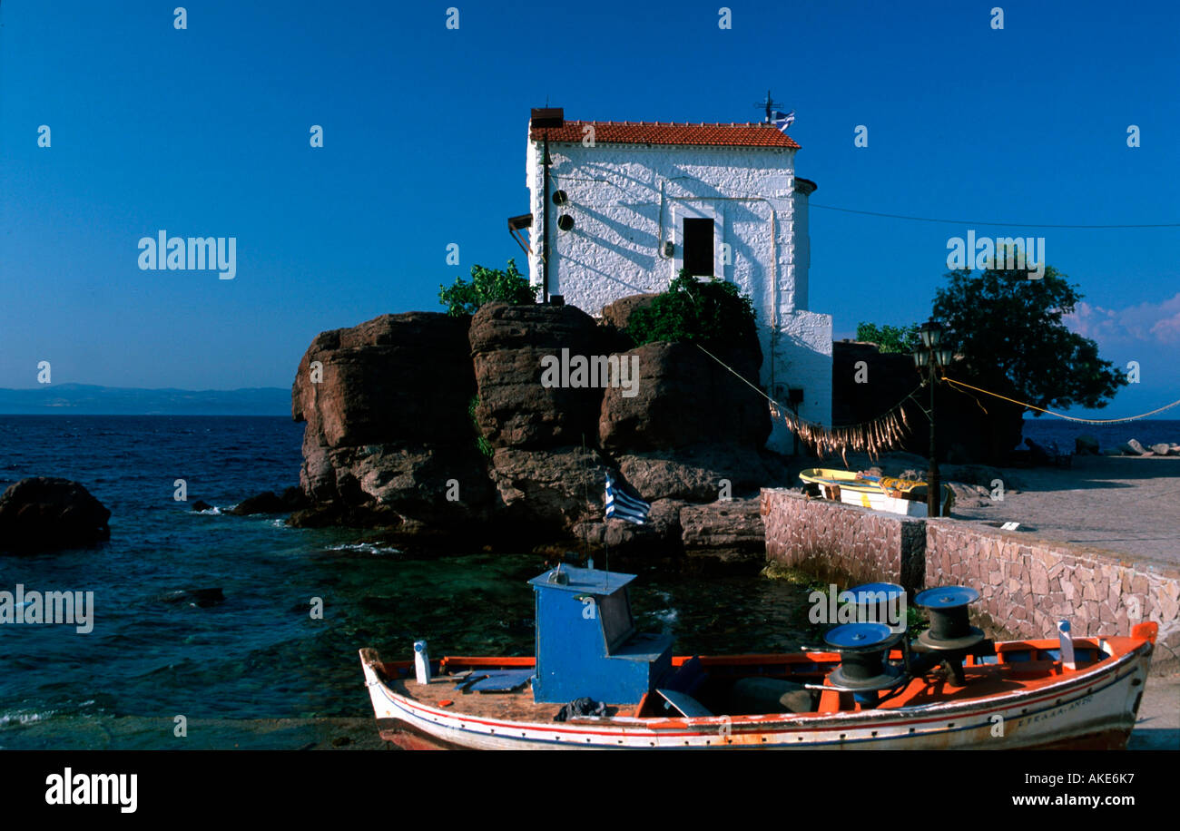 Europa, Griechenland, Lesbos, Skala Sykaminias, Kapelle Panagia Gorgona am Fischerhafen Stockfoto