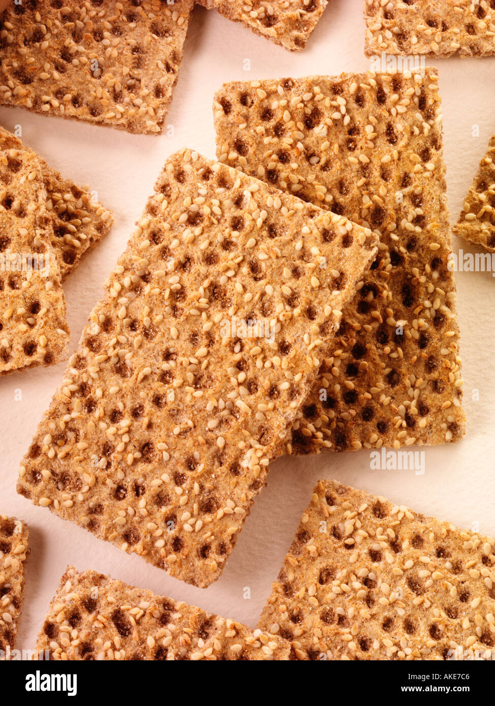 SKANDINAVISCHE KNÄCKEBROT Stockfoto