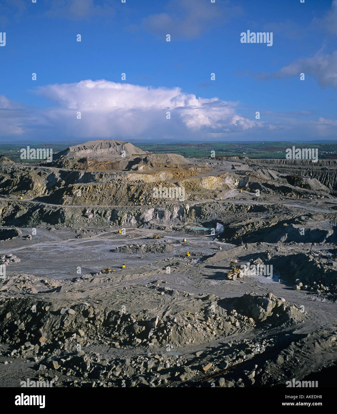 Goonbarrow Pfeifenerde Besetzung Tagebau und verderben Haufen nördlich von St Austell Cornwall Stockfoto