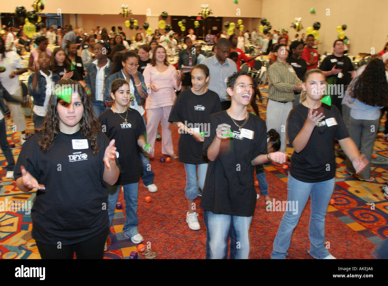 Miami Florida, Radisson, Hotelhotels Unterkunft Inn Motel Motels, Drug Free Youth in Town DFYIT Club, Anti-Suchtprogramm gemeinnützige Organisation, Teen Tee Stockfoto