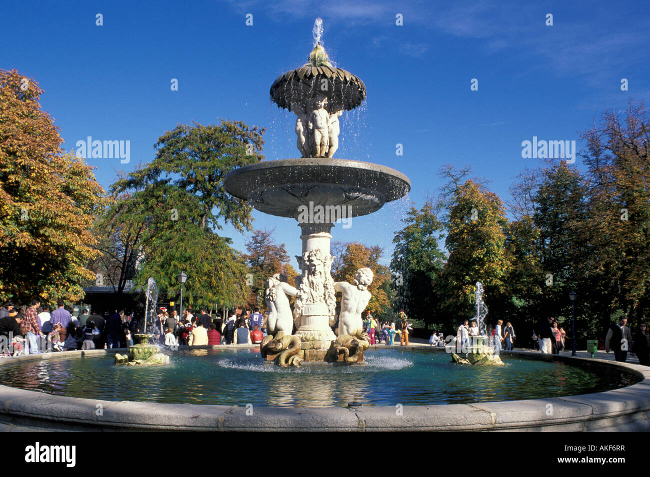 Retiro-Park / Brunnen, Madrid, Spanien Stockfoto