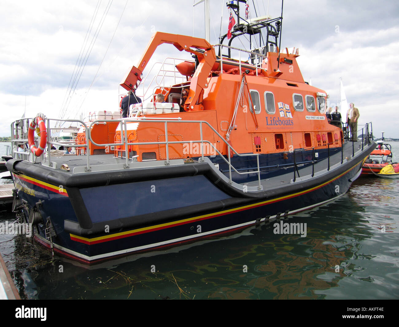 Weymouth Lifeboat Station in Southampton Boat Show Hampshire England Vereinigtes Königreich UK Stockfoto