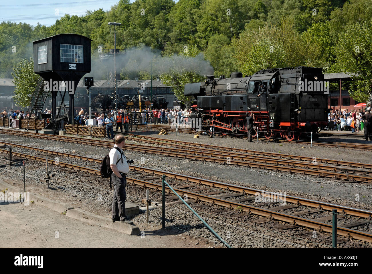 Anzeige der erhaltenen Dampflokomotiven während der 30. Geburtstagsfeiern, Bochum Eisenbahnmuseum (größte Länder) in Deutschland. Stockfoto