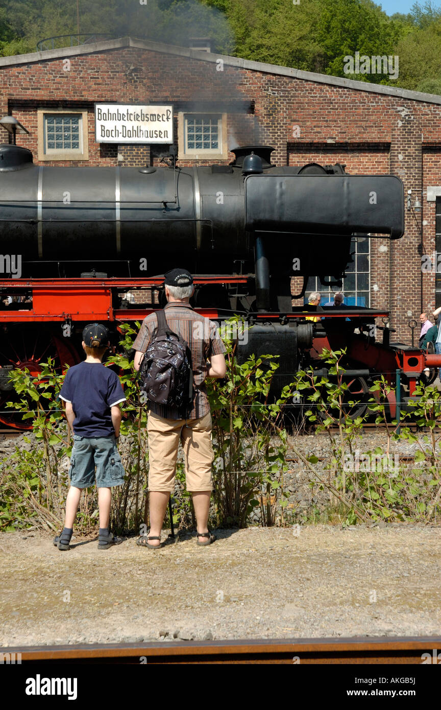 Erhaltene Dampf Lok in Aktion während der 30. Geburtstagsfeiern, Bochum Eisenbahnmuseum (größte Länder) in Deutschland. Stockfoto