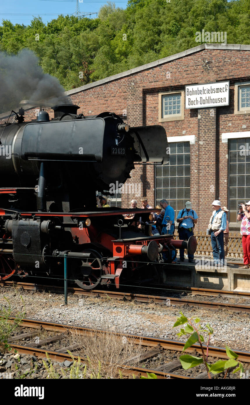 Erhaltene Dampf Lok in Aktion während der 30. Geburtstagsfeiern, Bochum Eisenbahnmuseum (größte Länder) in Deutschland. Stockfoto