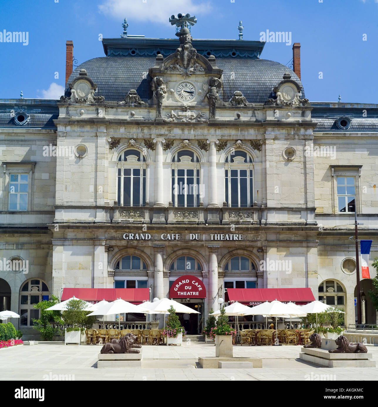 Le Grand Cafe Du Theatre Lons Le Saunier