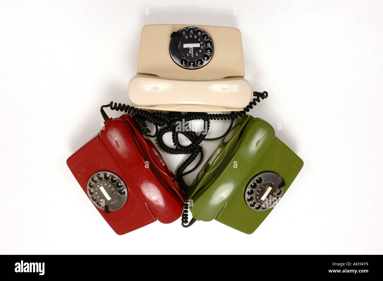 bunte Retro-Telefone, die als Symbol für Konferenz-Teamwork-Netzwerk Stockfoto