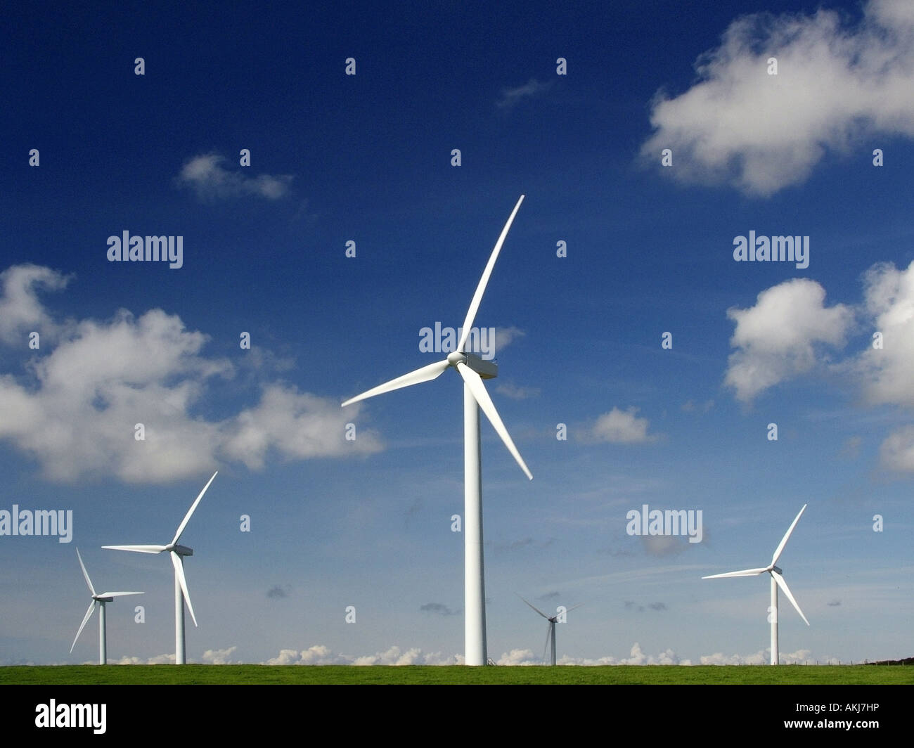 erneuerbare Energien Landschaftsbild von Windkraftanlagen Stockfoto