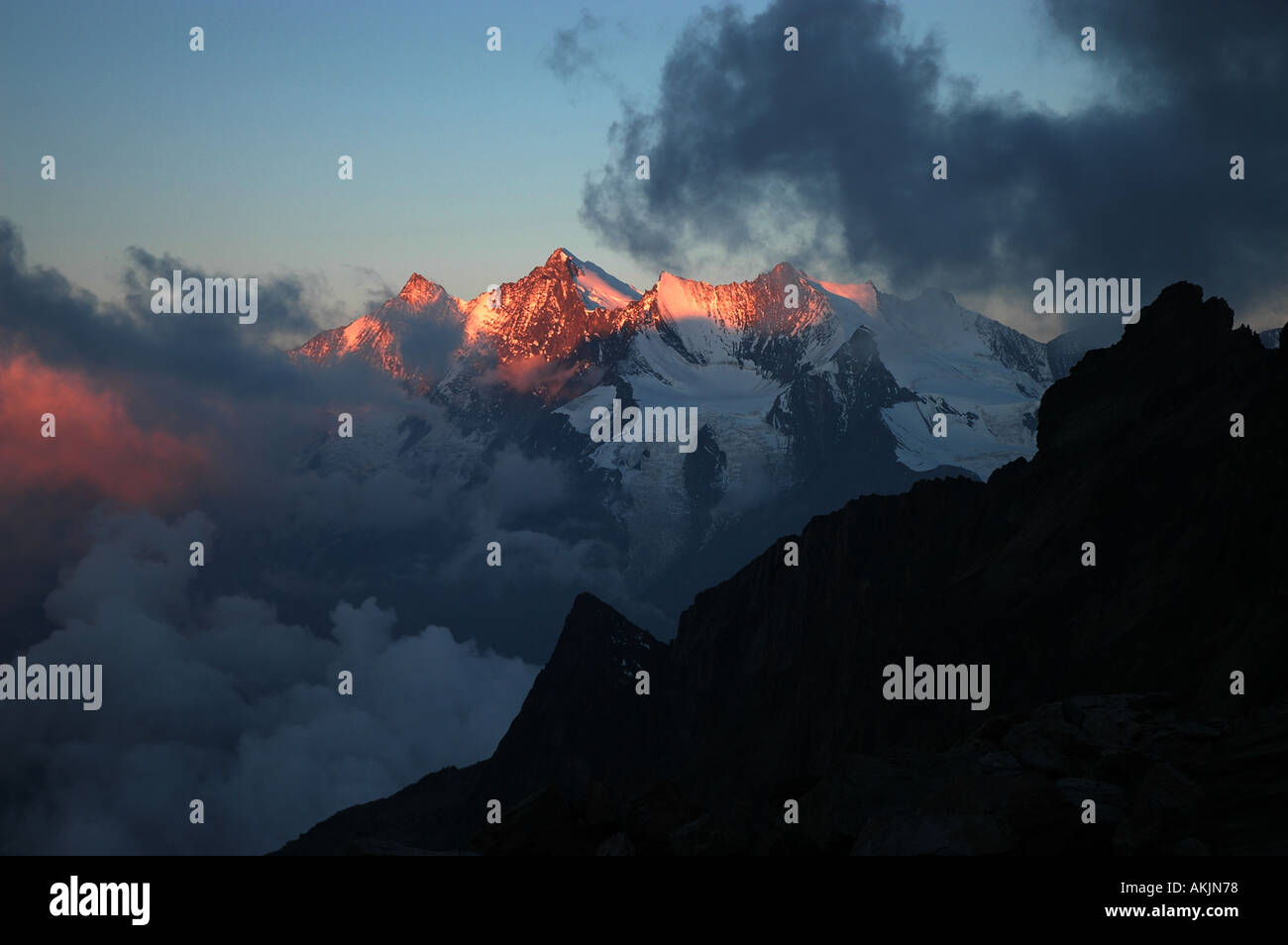 Mischabel Bergkette Wallis Schweiz Stockfoto