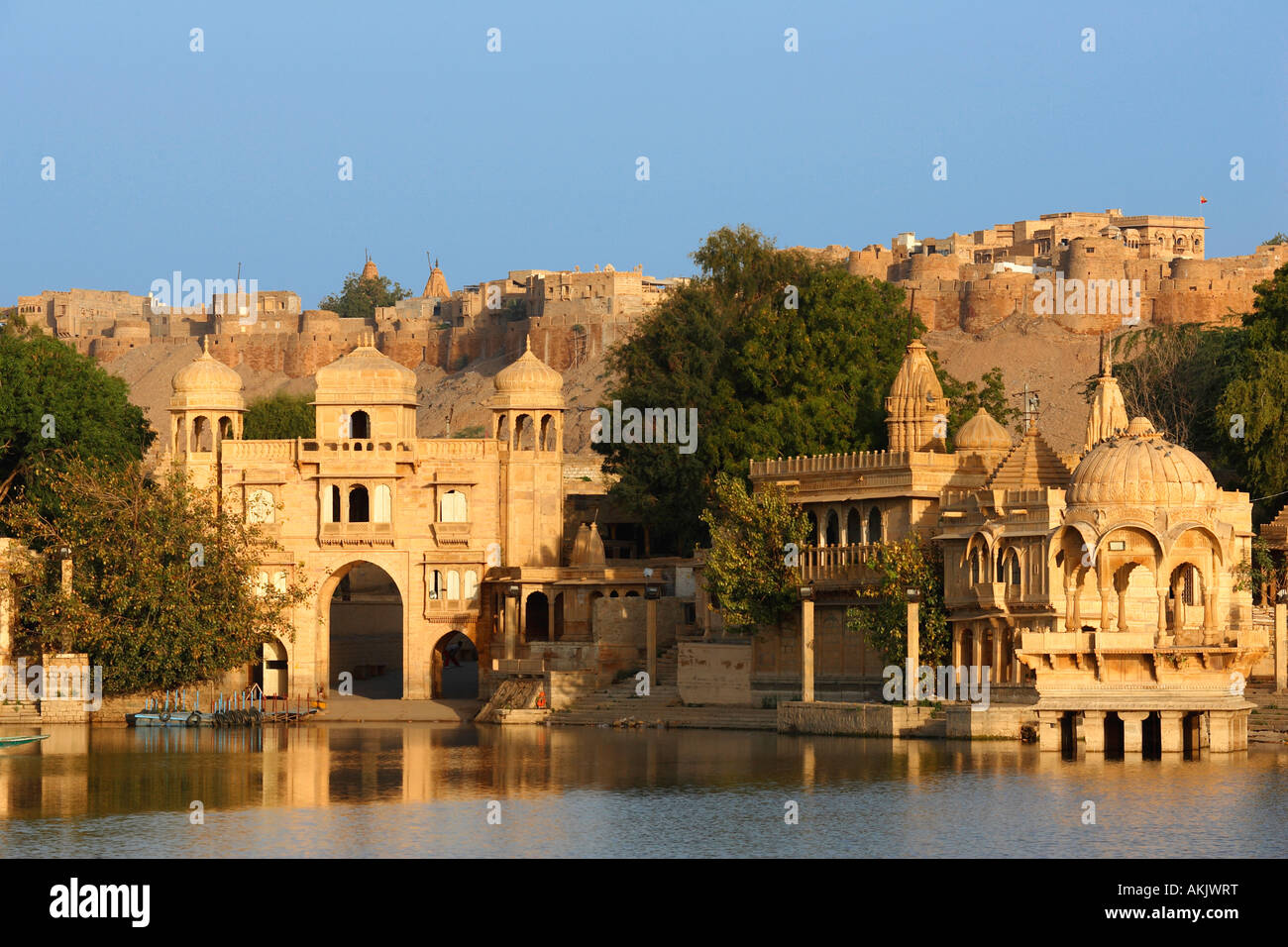 Indien, Rajasthan, Jaisalmer, Gadi Sagar Wassertank Stockfoto