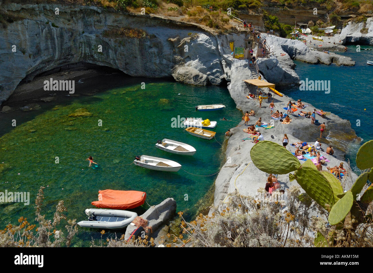 Ponza Lazio Italien piscine Naturali natürlichen pools Inseln pontische Meer Felsen Stockfoto