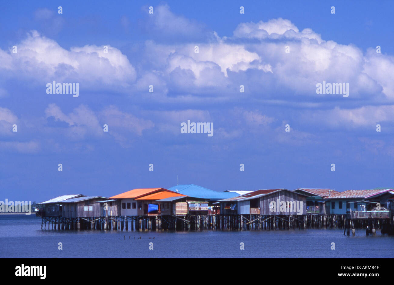 Kampung Buli Sim Sim Wasserdorf in Sandakan Borneo Malaysia Stockfoto