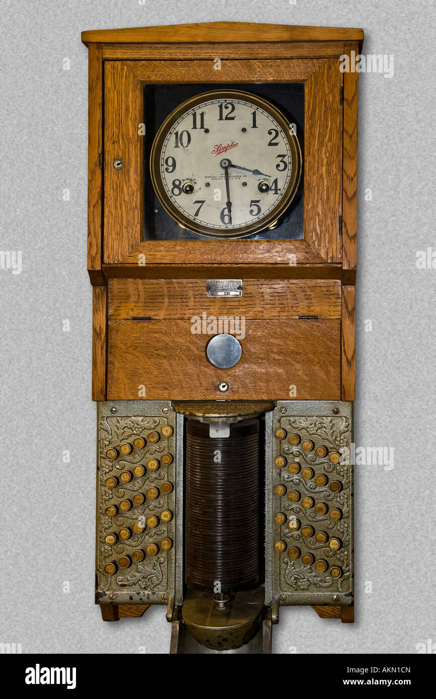 Alte Uhr Karte Mashine von 1920 Stockfotografie - Alamy