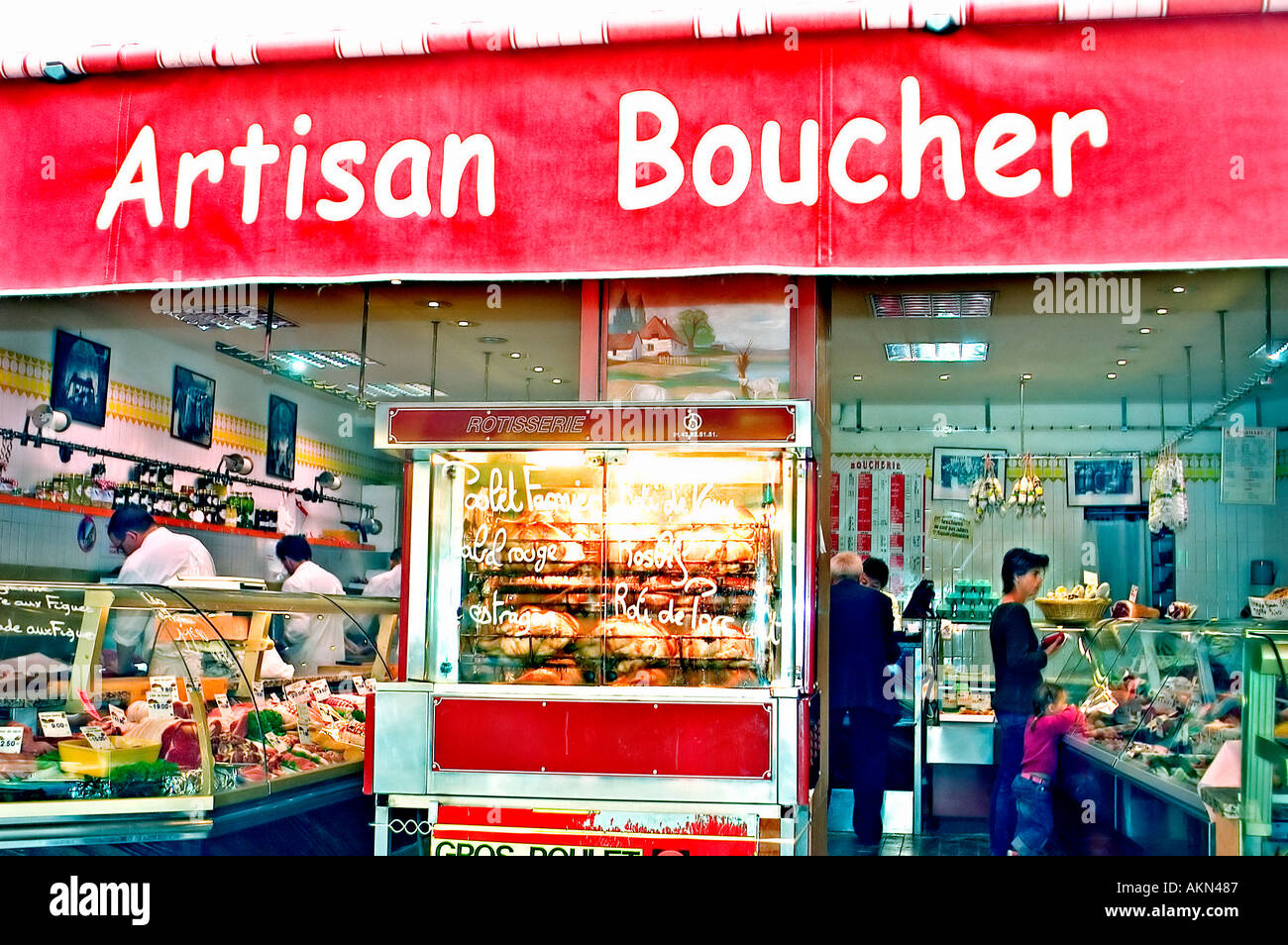 Paris Frankreich "Französisch Metzgerei" Eingang "Boucherie Roger" Menschen  "Rue Montorgueil", innen Verkaufsoffener speichern vorne Stockfotografie -  Alamy