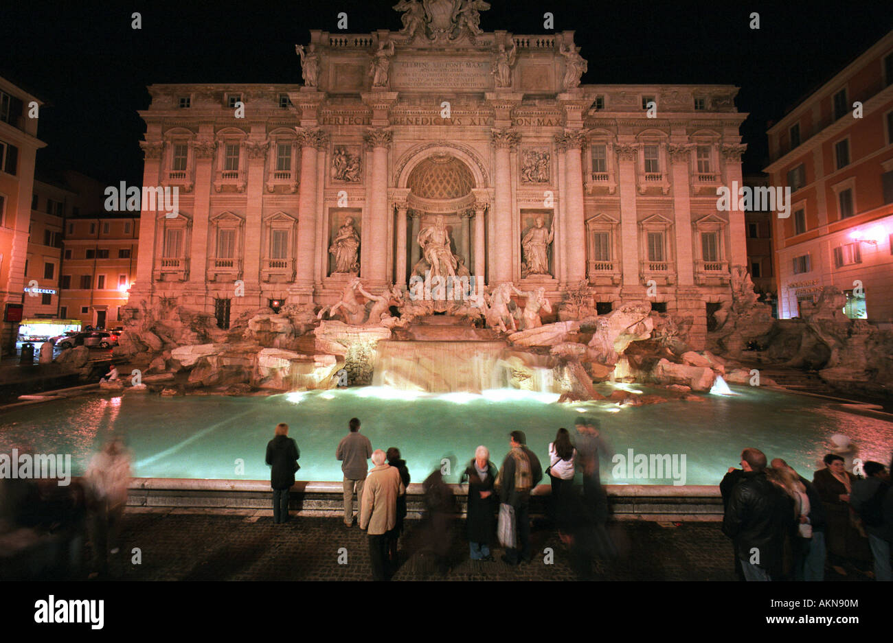 Der Trevi-Brunnen und Poli Palace, Rom, Italien Stockfoto
