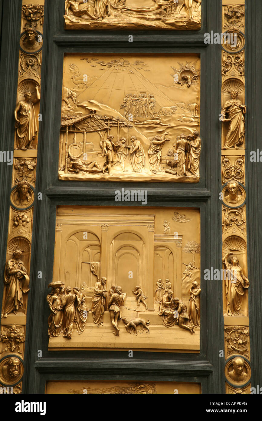 "Türen des Paradieses', Baptisterium von Florenz Verlassen der Arche Noah; Isaac Stockfoto