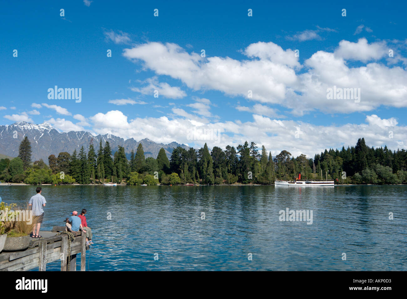 Das Dampfschiff SS Earnslaw auf Lake Wakatipu, Queenstown, Südinsel, Neuseeland Stockfoto