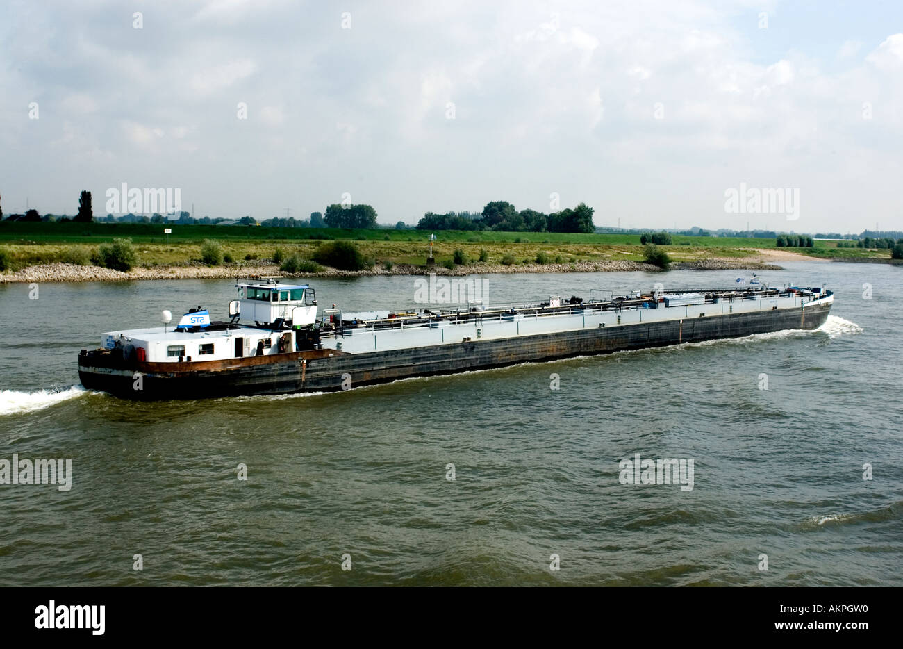 Rhein Niederlande transportiert Transport Transport Versand Versand Schiff Schiffe Schiff Boot Boote Schiffe Stockfoto