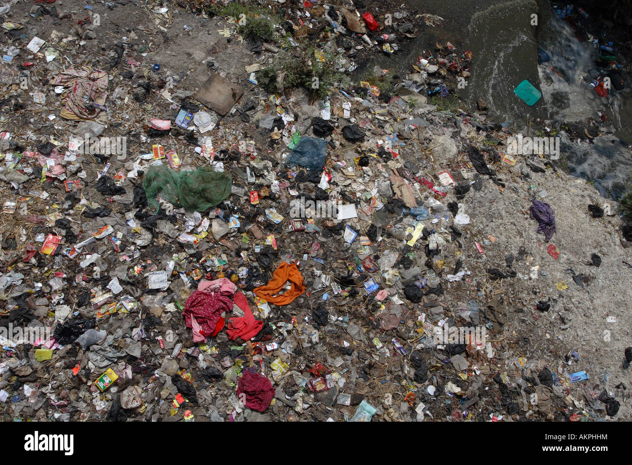 Nepal water pollution waste Fotos und Bildmaterial in hoher Auflösung