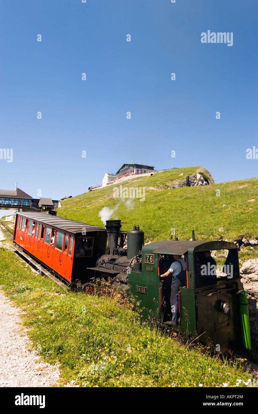 Schafbergbahn auf dem Weg zum Hotel Schafbergspitze St Wolfgang oberen Österreich Salzkammergut Österreich Stockfoto