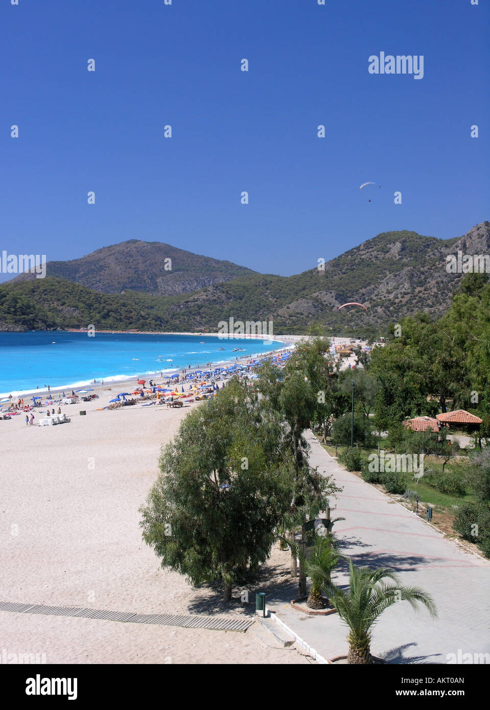 Sandstrand in Ölüdeniz an der Südküste der Türkei Stockfoto