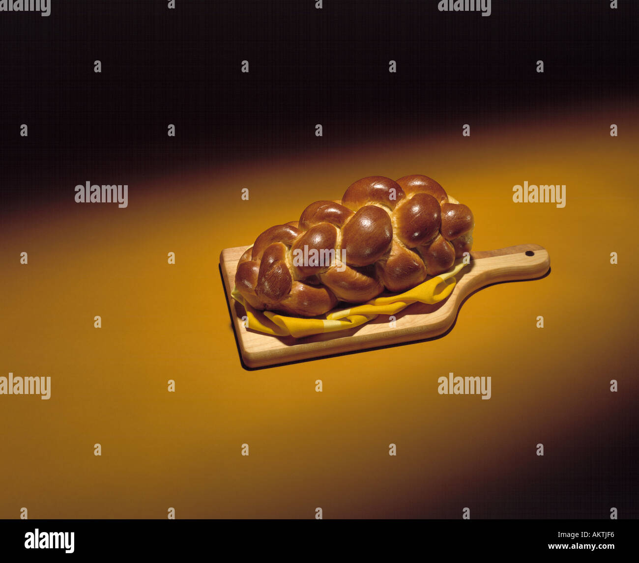 Challah Brot an Bord koscher Bon Appetit Stockfoto