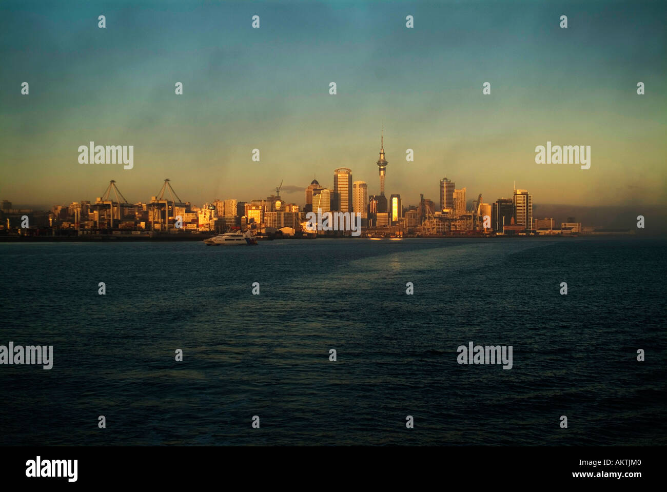Auckland Sonnenaufgang mehrere Werte Stockfoto