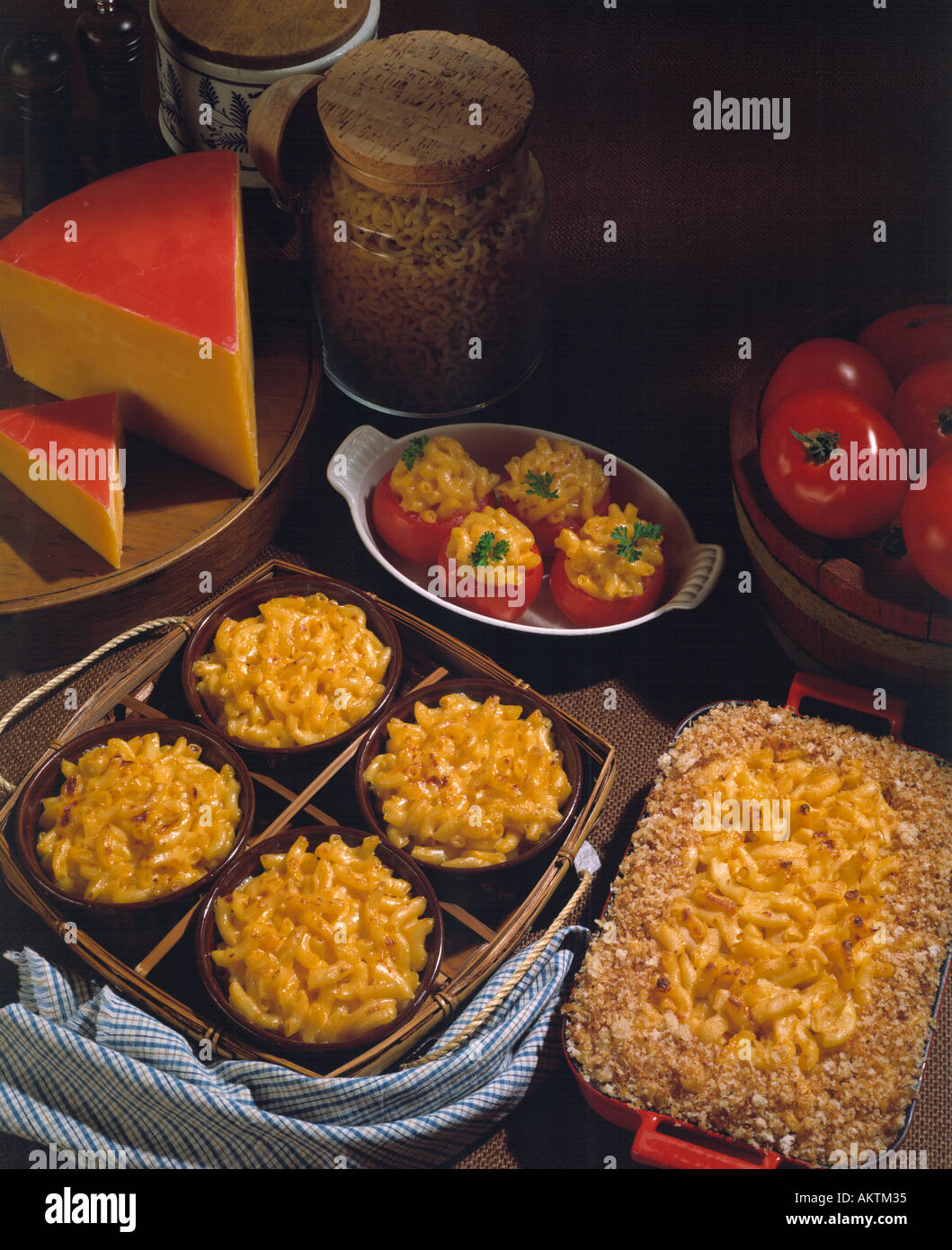 Makkaroni-Käse-Auflauf-Asortment Bon Appetit Stockfoto