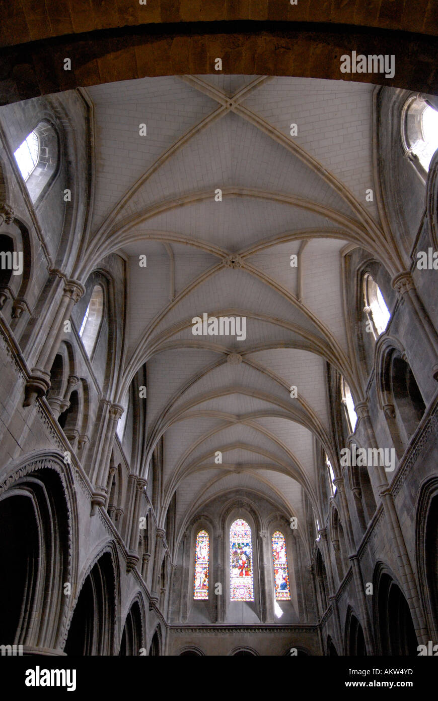 Kreide als Baumaterial das Gewölbe hat Rippen aus Stein von Caen in Frankreich die Stege der geformten Steinen, die Ga füllen Stockfoto