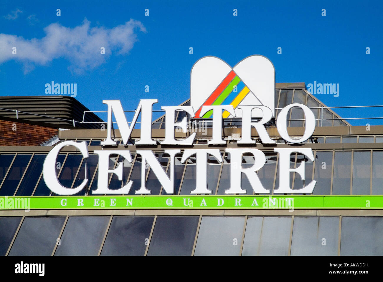 dh Metro Centre NEWCASTLE NORTHUMBRIA Metro Centre Logo Namensschild Stockfoto