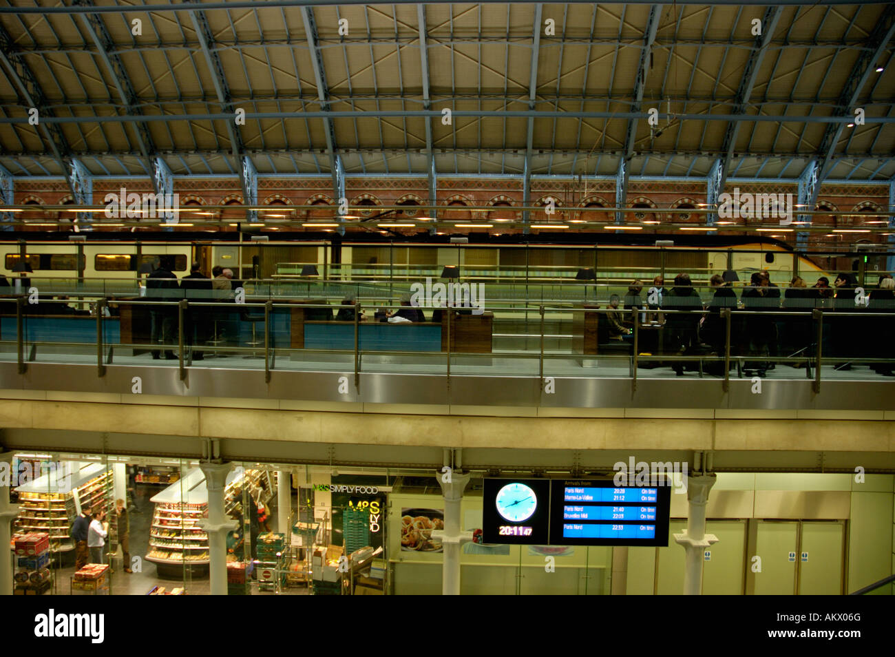 Internationaler Bahnhof St Pancras Stockfoto