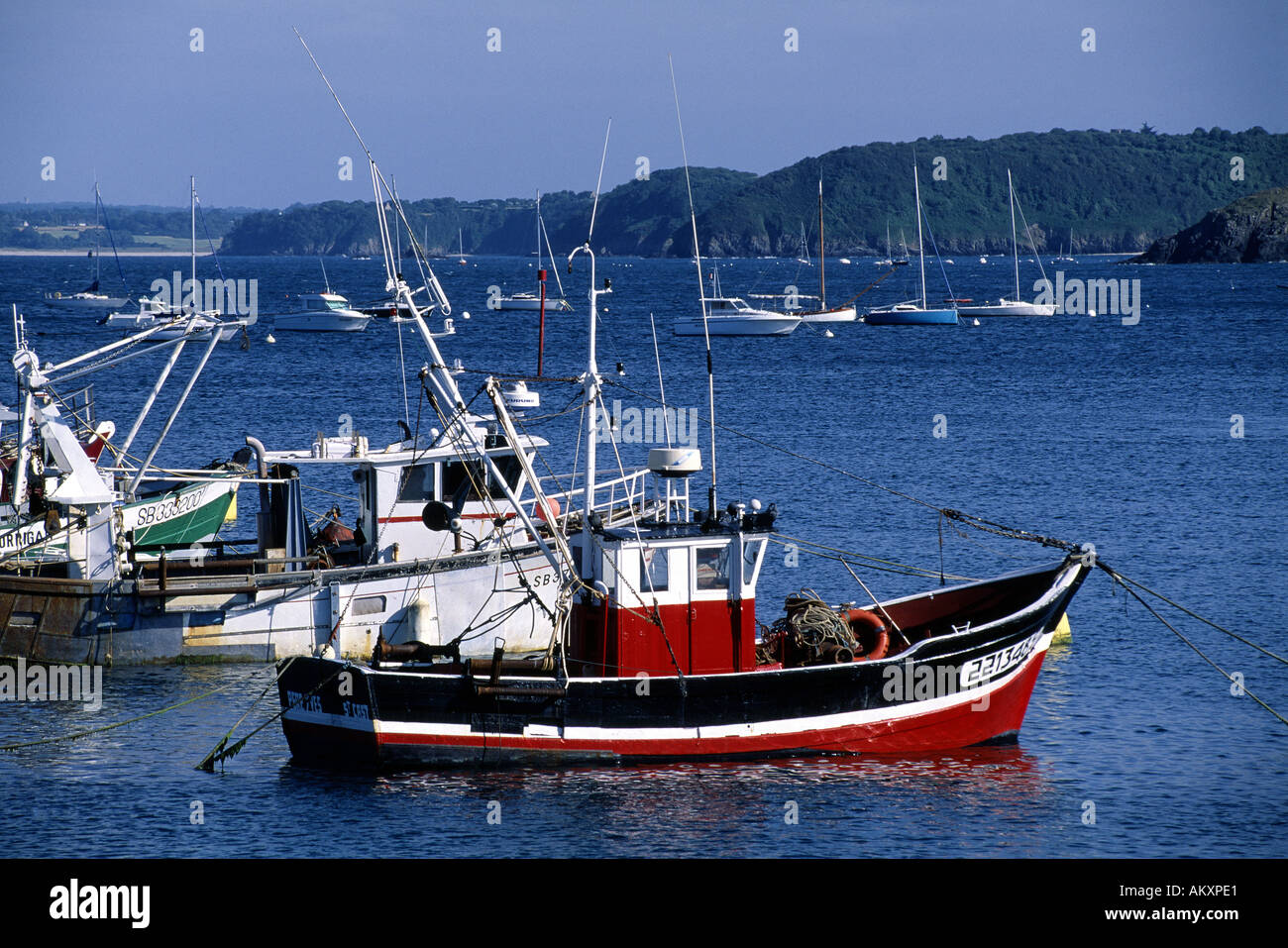 St Cast le Guildo Angelboote/Fischerboote in den Hafen Frankreich Stockfoto