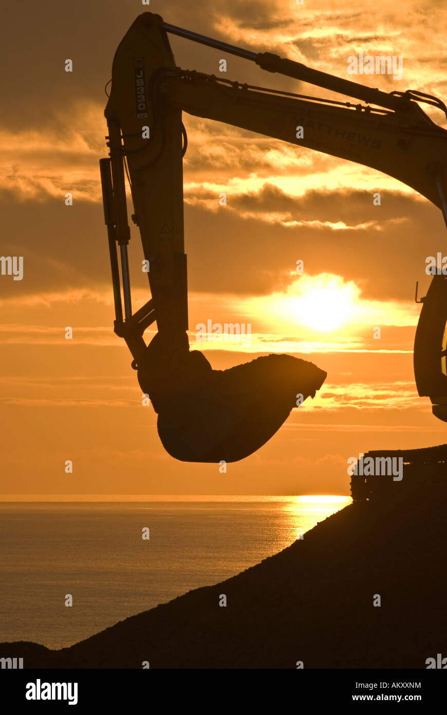 Bagger Bagger Schindel Sonnenuntergang Kugel alamyprorank Stockfoto