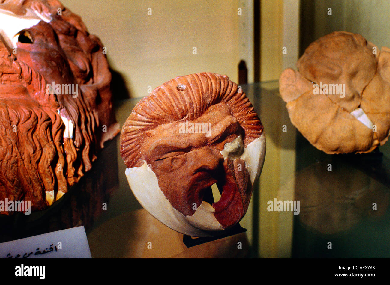 Amman Jordanien Archäologisches Museum Keramik Schauspieler Masken von Jerash Stockfoto